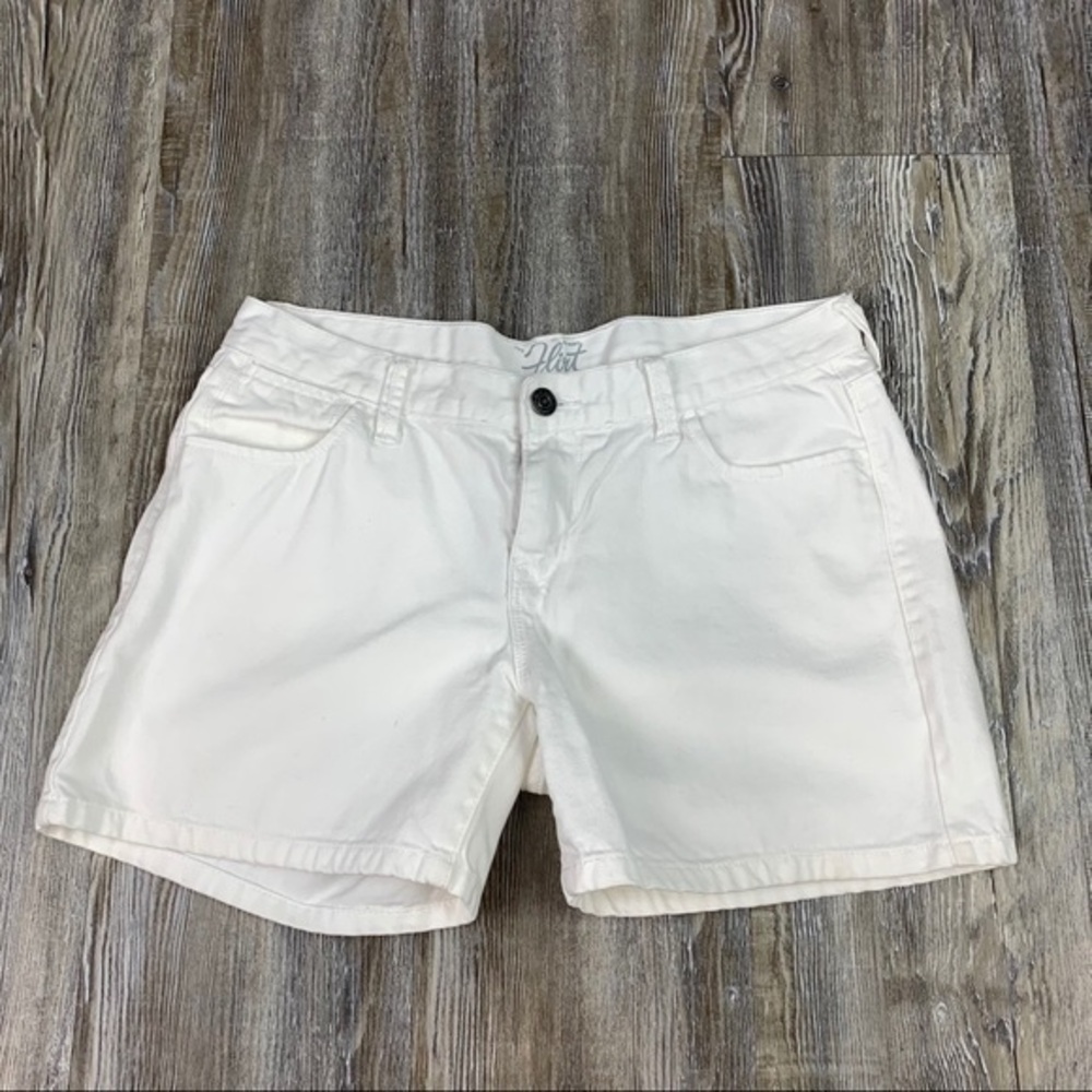 Old Navy The Flirt White Denim Jean Shorts Size 4